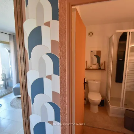 2 Etoiles - Sur Le Port - Cannes Marina *